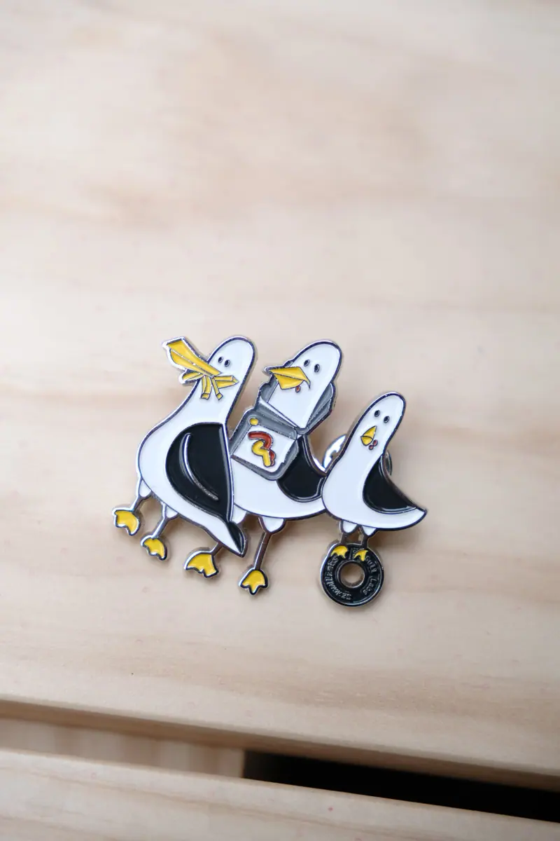 Three Seagulls Pin